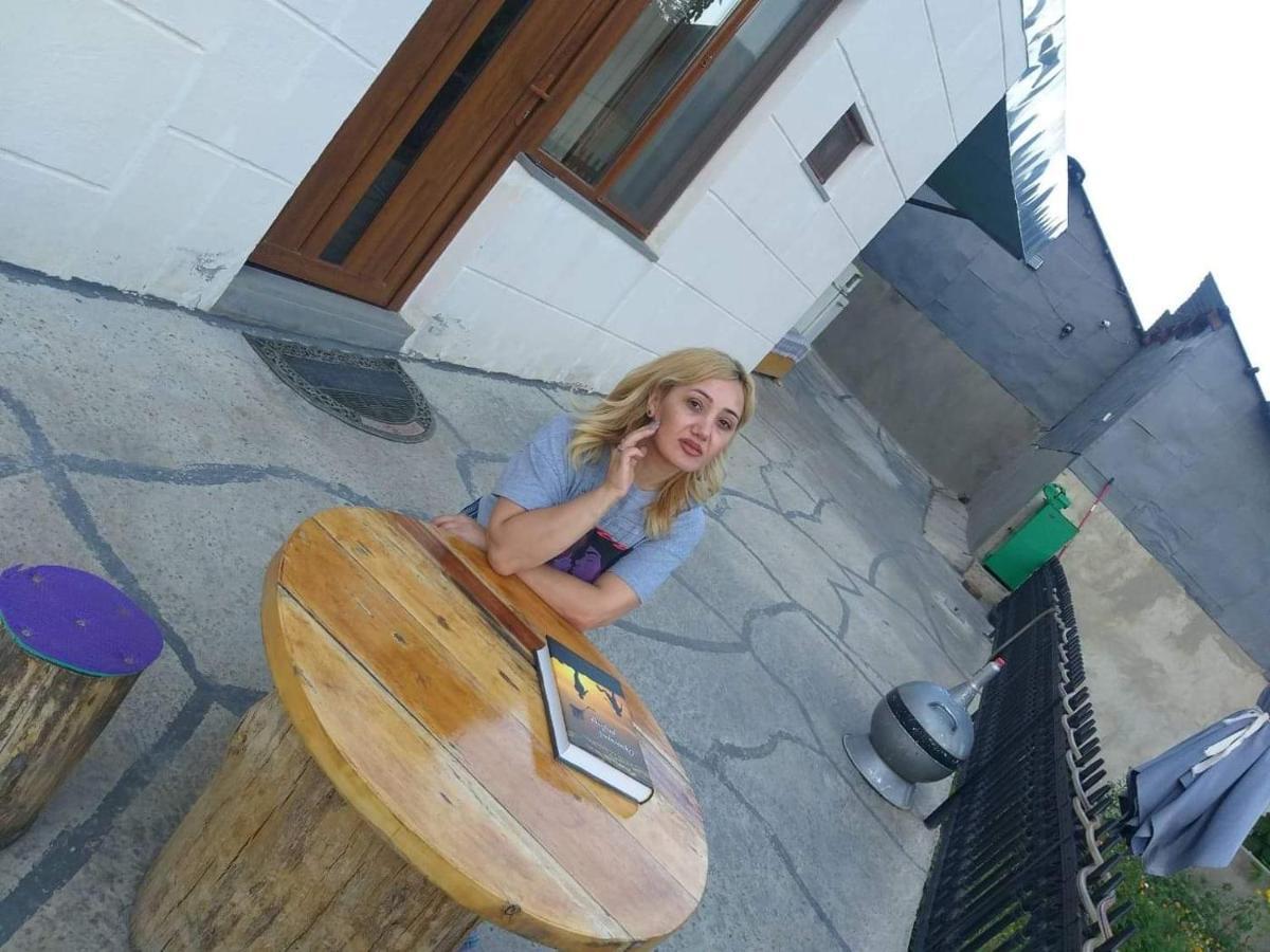 Ana-Maria Bnb Tat'ev Exterior foto