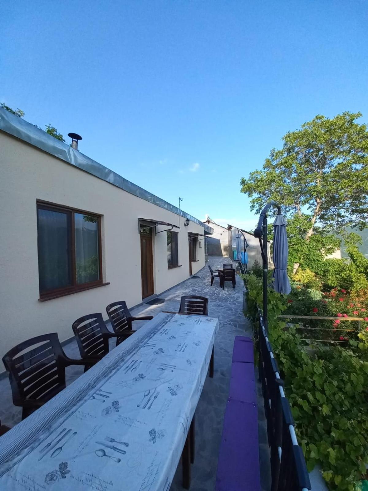 Ana-Maria Bnb Tat'ev Exterior foto