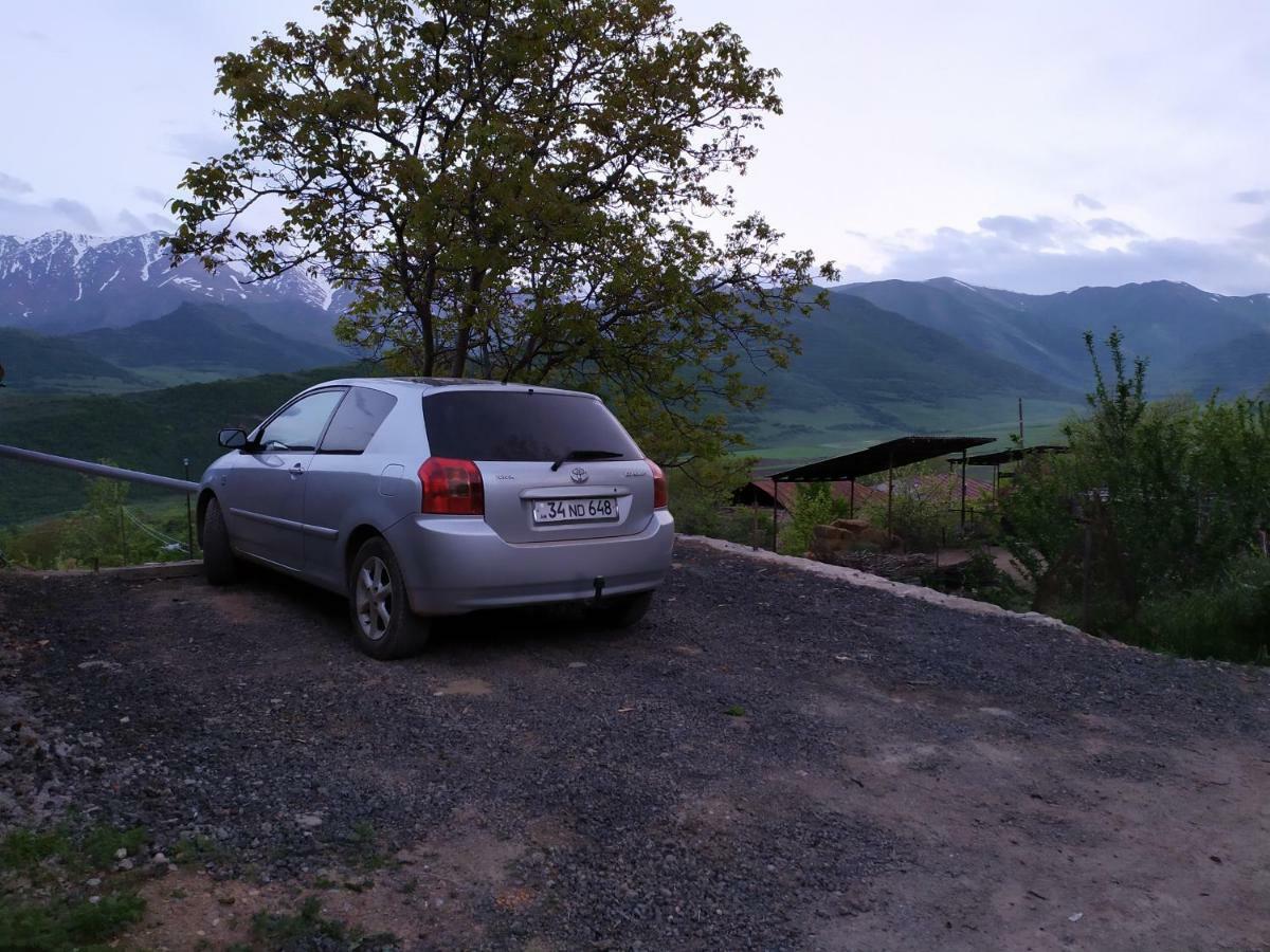 Ana-Maria Bnb Tat'ev Exterior foto