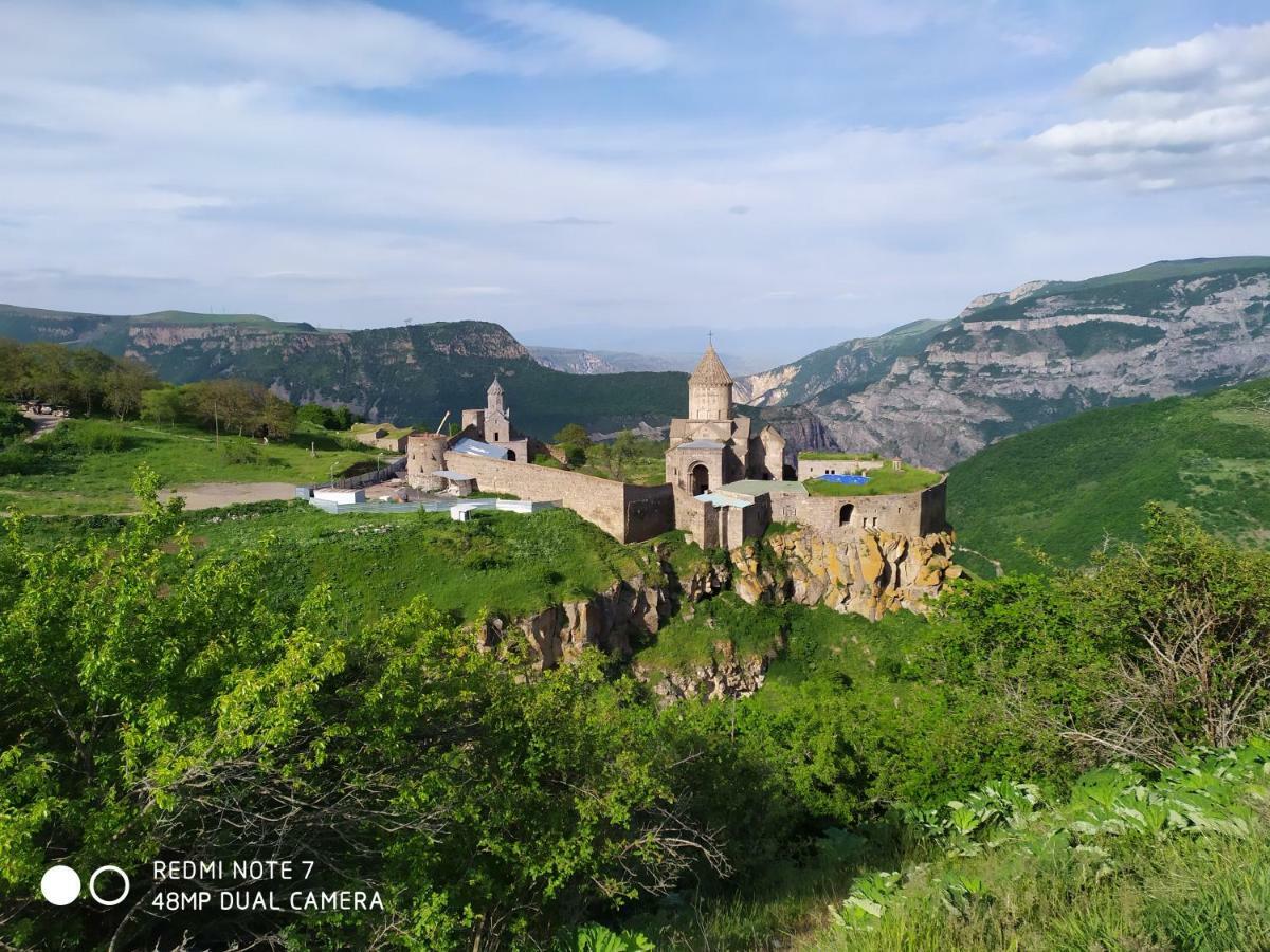 Ana-Maria Bnb Tat'ev Exterior foto